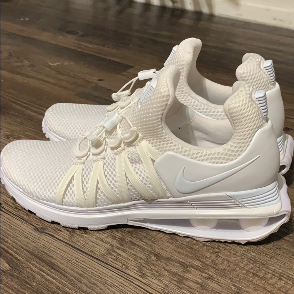Like New White Nike’s